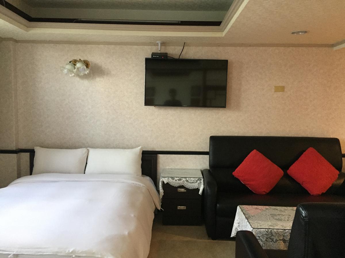 King Lo Tung Hotel Luodong Buitenkant foto