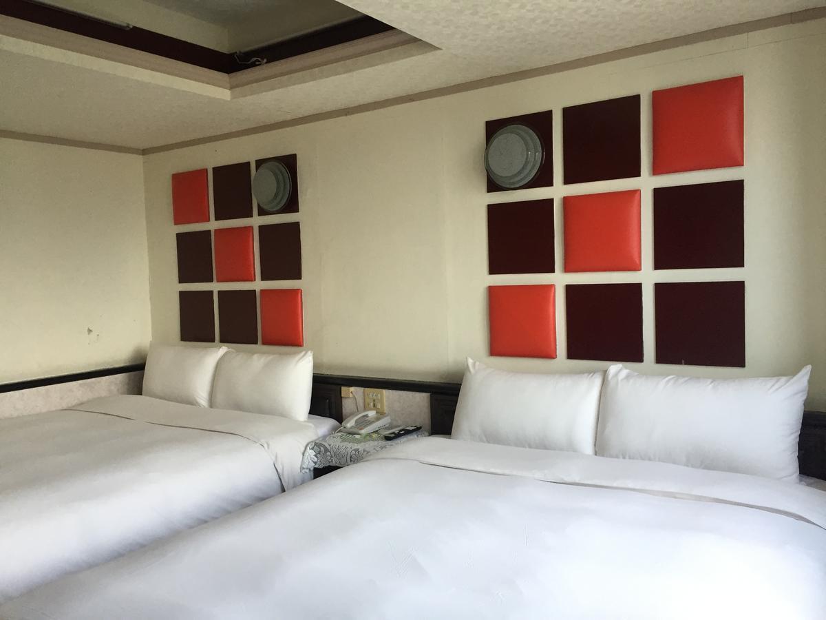 King Lo Tung Hotel Luodong Buitenkant foto