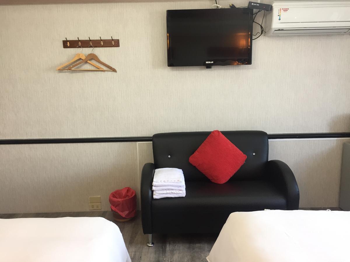 King Lo Tung Hotel Luodong Buitenkant foto