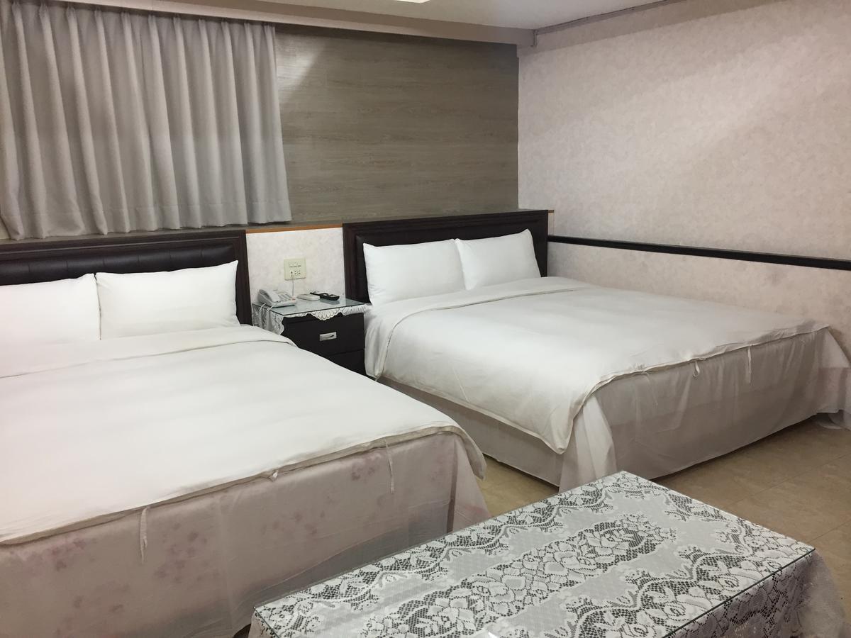 King Lo Tung Hotel Luodong Buitenkant foto