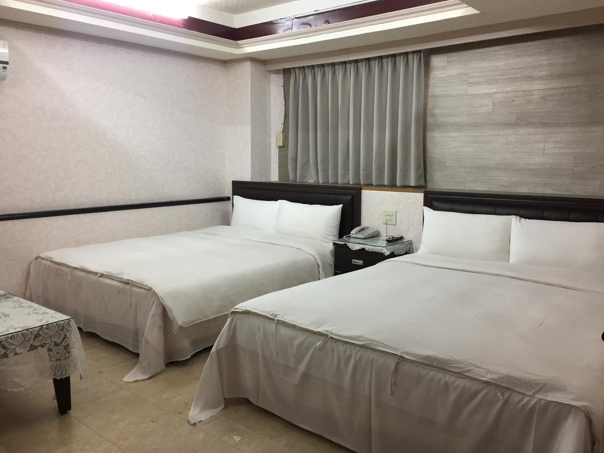 King Lo Tung Hotel Luodong Buitenkant foto